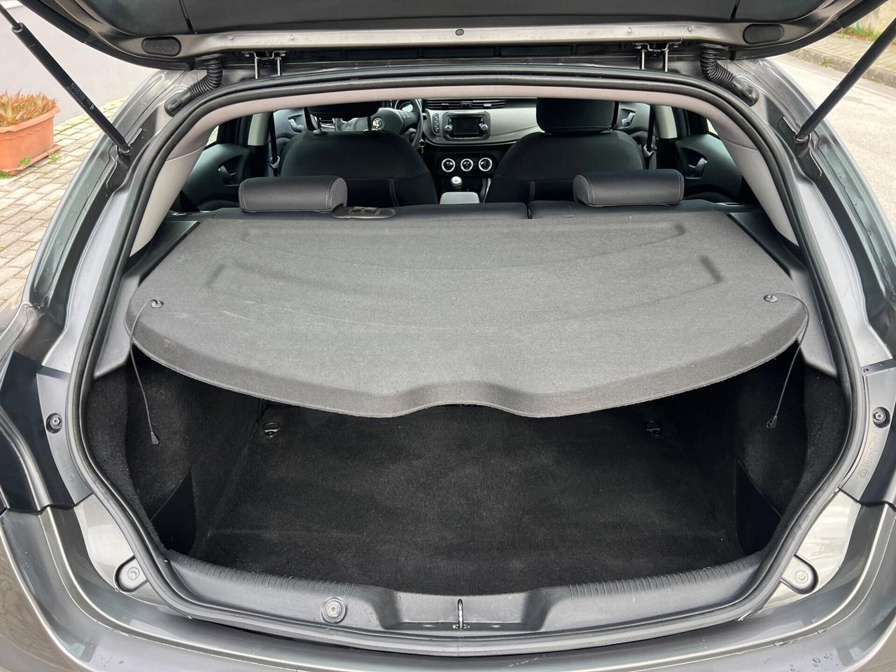 Alfa Romeo Giulietta 1.6 MTJ 105 CV Distinctive