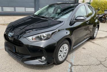 Toyota Yaris 1.5 Hybrid 5 porte Business