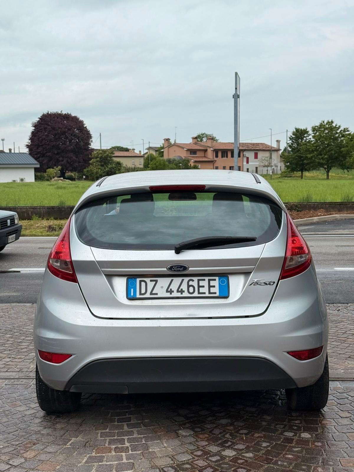 Ford Fiesta 1.2 82CV 3 porte Titanium