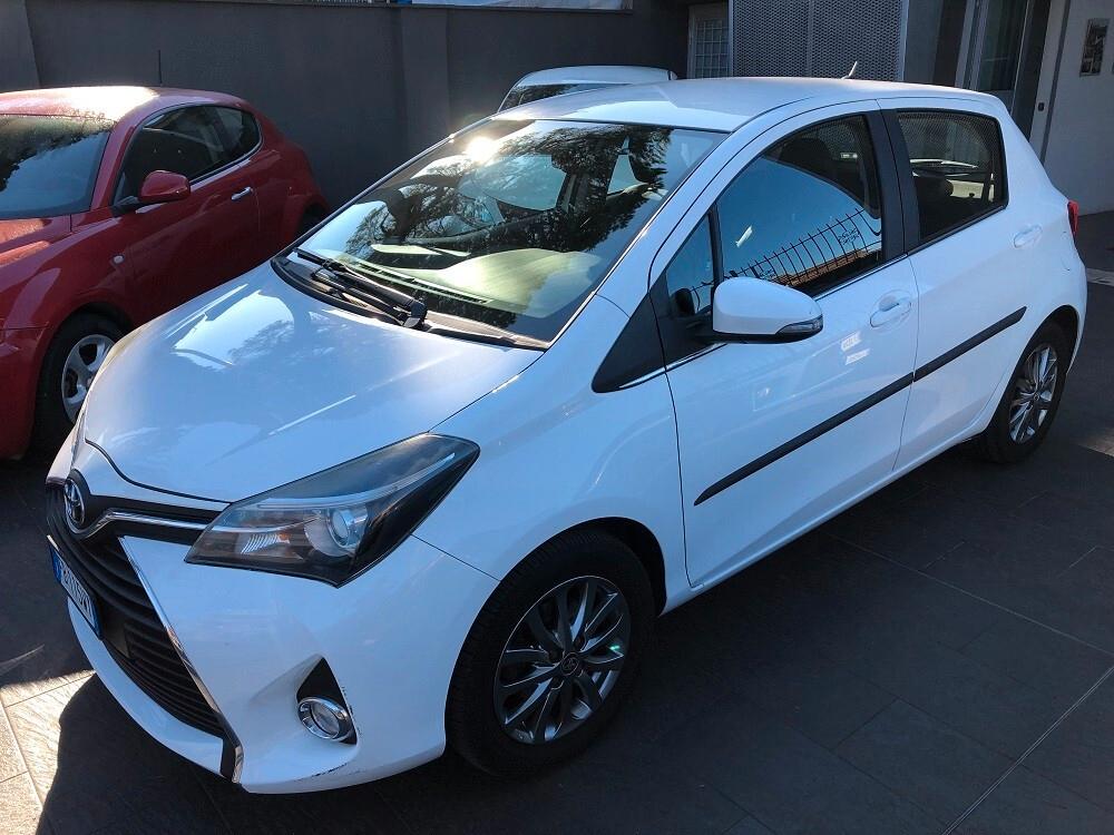 Toyota Yaris 1.3 5 porte Lounge