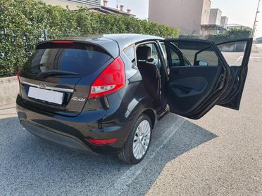 FORD Fiesta 1.2 Benzina 5 porte ( DISTRIBUZIONE FATTA )