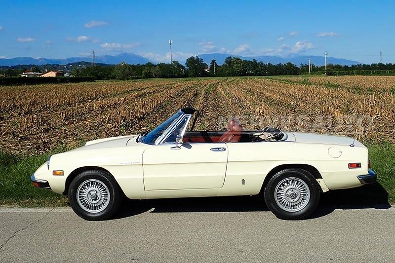 Alfa Romeo Spider 2.0 Veloce