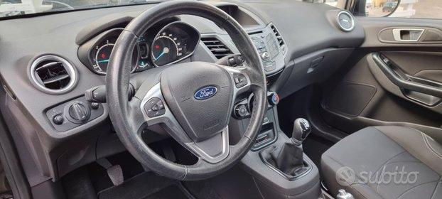 FORD Fiesta 1.5 Tdci Business