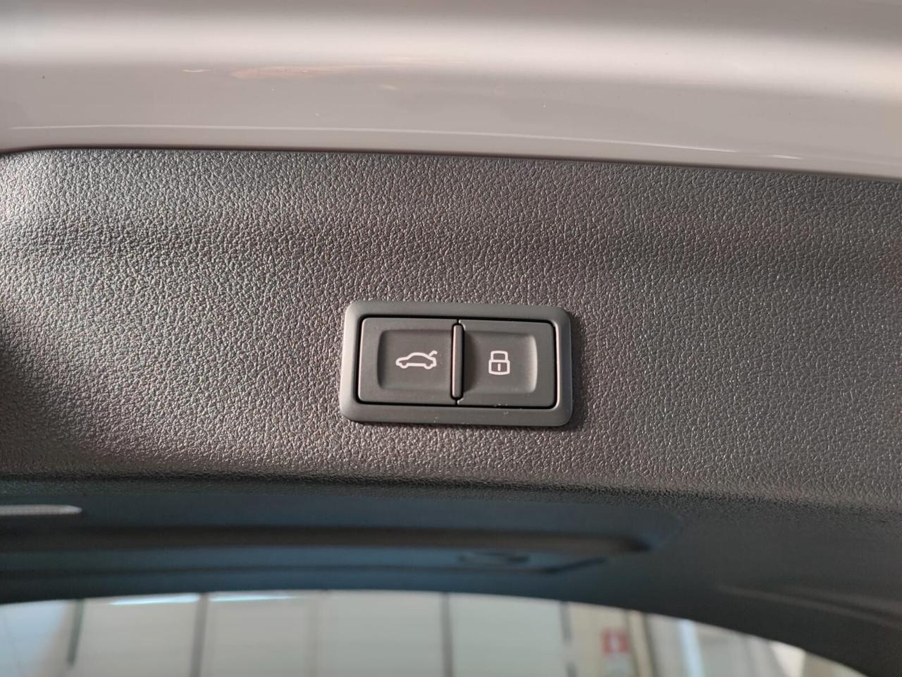 Audi A6 allroad 40 TDI 2.0 quattro S tronic Evolution