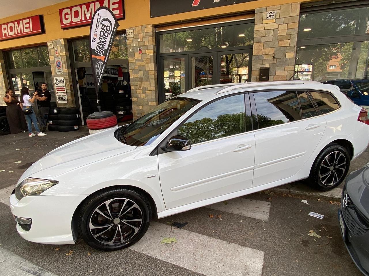 Renault Laguna 2.0 dCi 150CV SporTour LIMITED NAVI