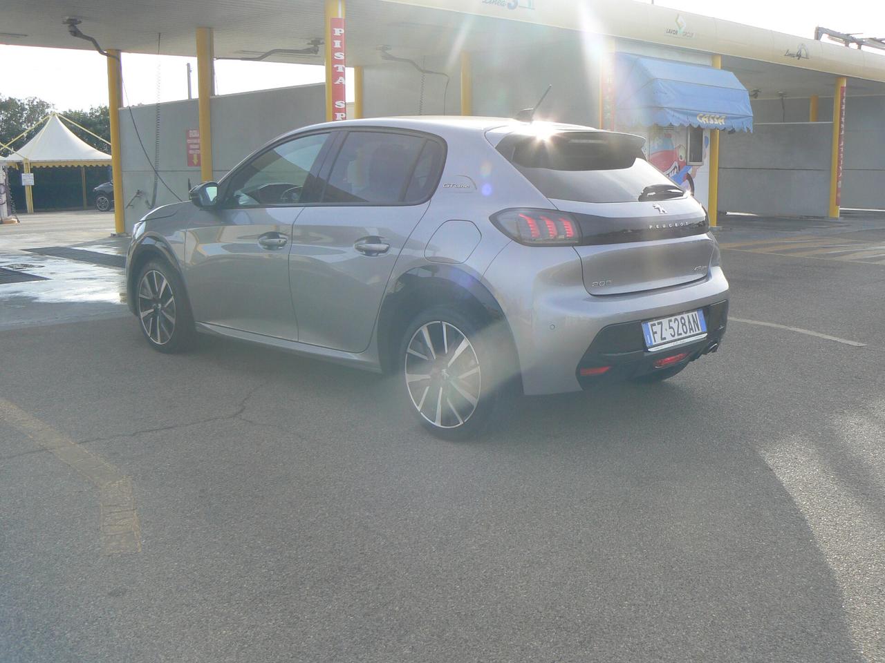 Peugeot 208 Stop&Start 5 porte GT Line 100 cv