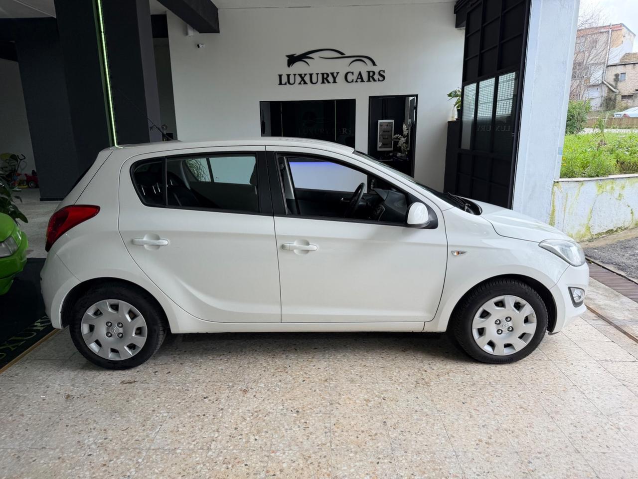 Hyundai i20 1.4 Turbo Diesel 2012