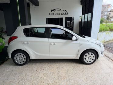 Hyundai i20 1.4 Turbo Diesel 2012