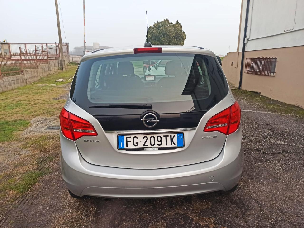 FINANZIABILE a GPL opel MERIVA neopatentati PERMUTE