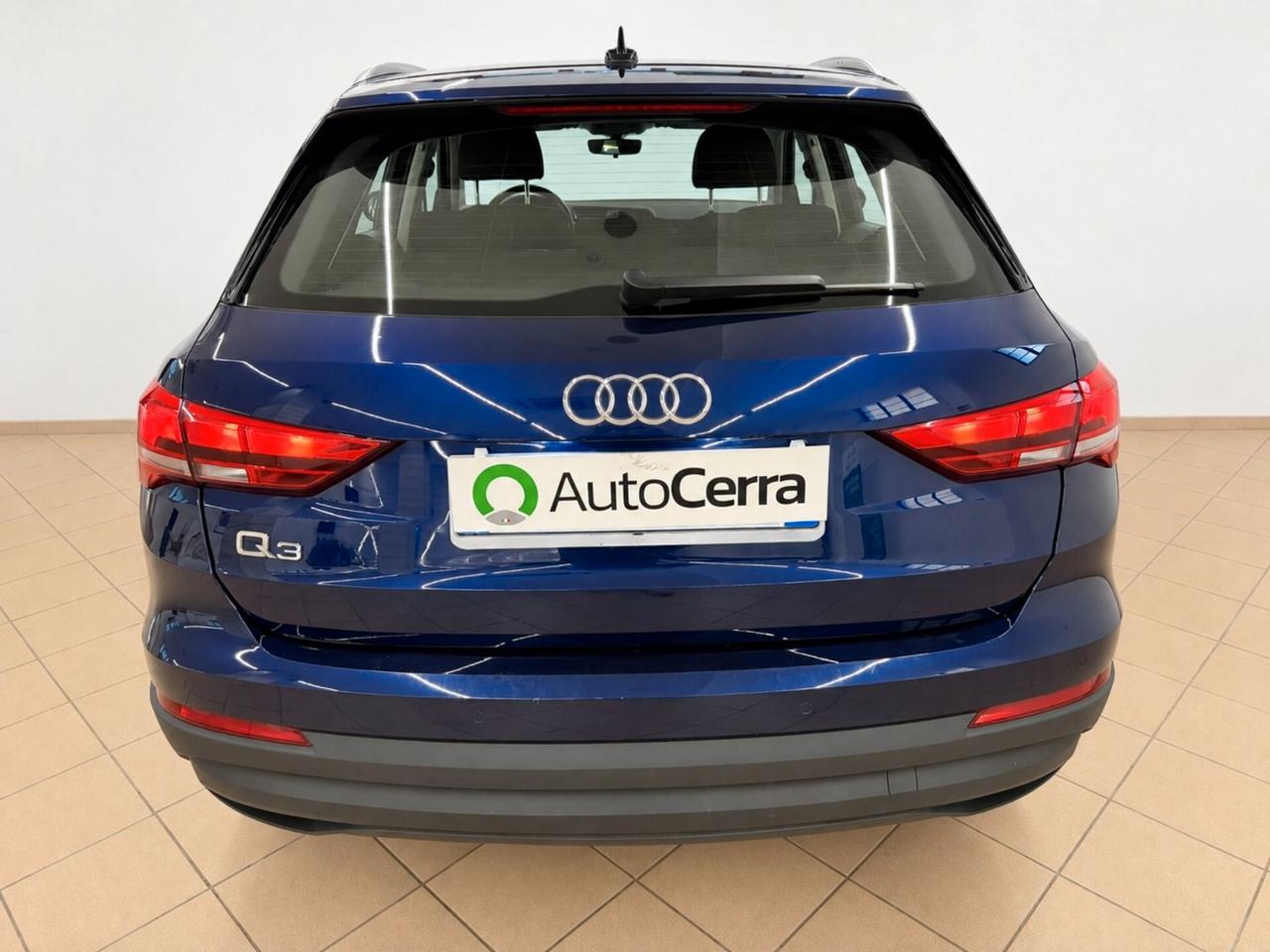 Audi Q3 35 TDI S tronic Business