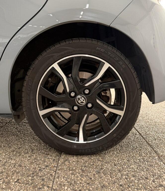 Toyota Yaris 5 Porte 1.5 VVT-i Hybrid Style E-CVT