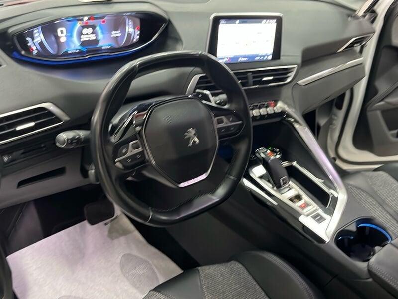 Peugeot 3008 BlueHDI 130 EAT8 S&S Allure