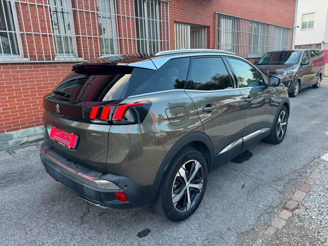 Peugeot 3008 1.6 BlueHDi 120cv EAT6 GT Line