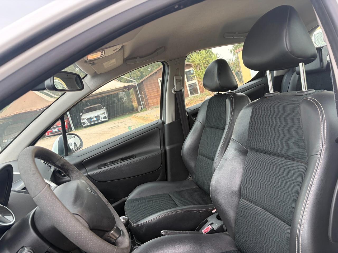 PEUGEOT 207 1.6 HDI 92CV ANNO 2012 UNICOPROPRIETARIO