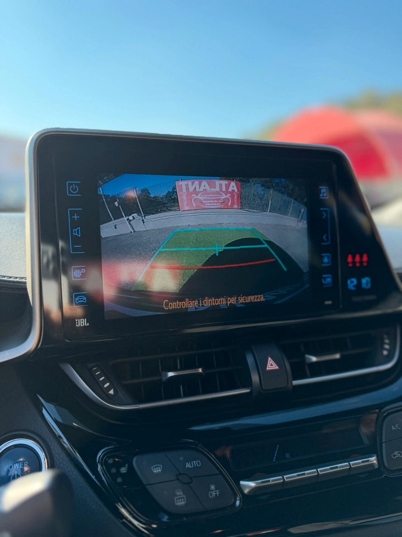 Toyota C-HR 1.8 Hybrid E-CVT Trend