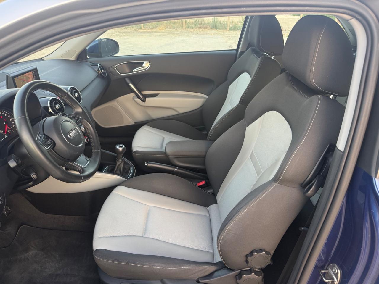 Audi A1 1.6 TDI 105 CV Attraction