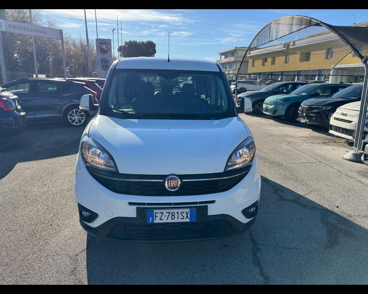 FIAT Doblò 3ª serie - Doblò 1.6 MJT 16V 120CV Lounge