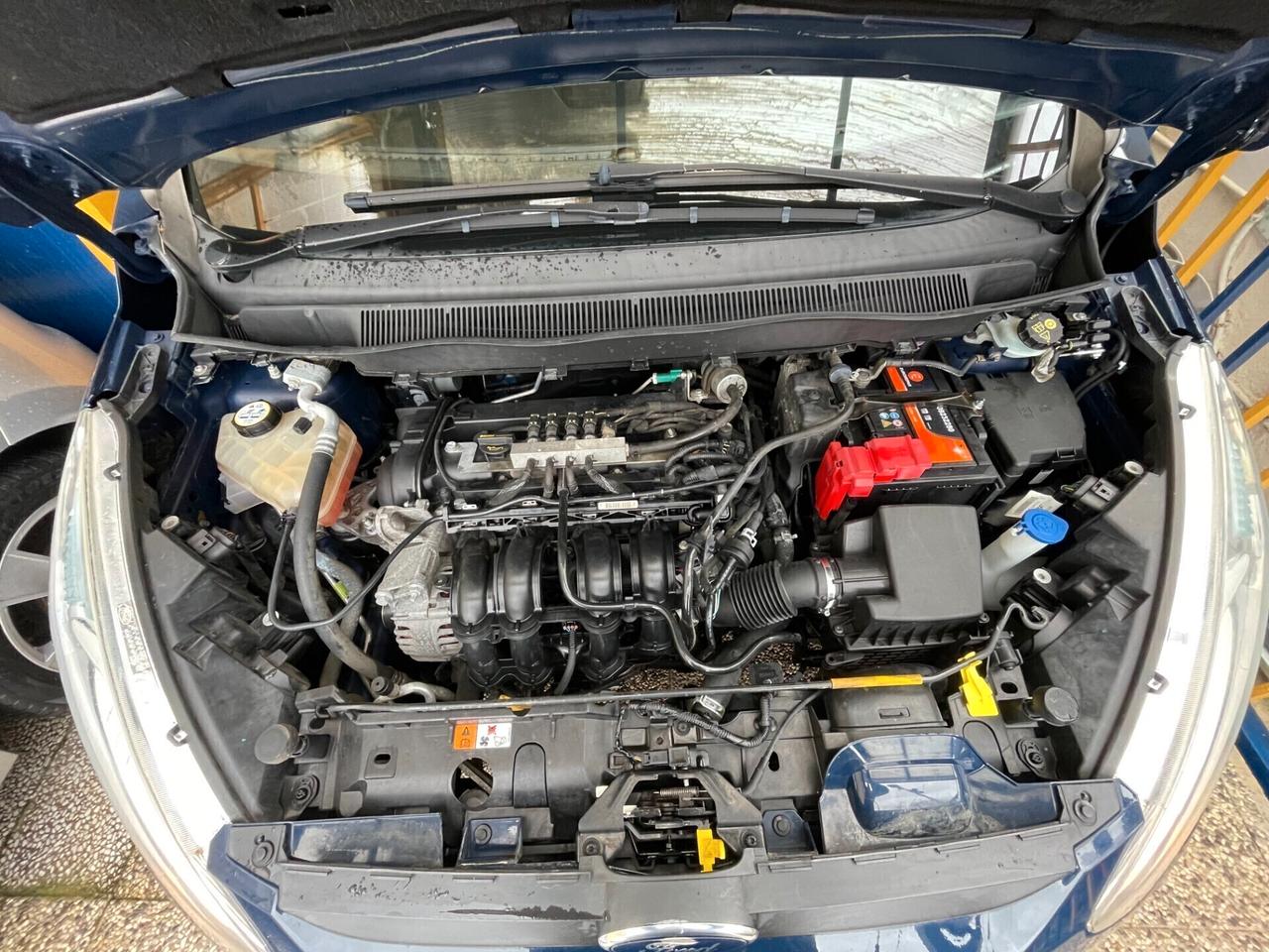 Ford B-Max 1.4 90 CV GPL Business