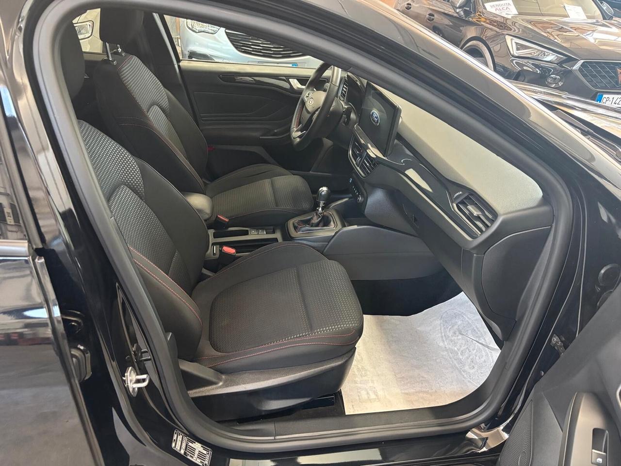 Ford Focus 1.0 EcoBoost Hybrid 125 CV 5p. ST-Line