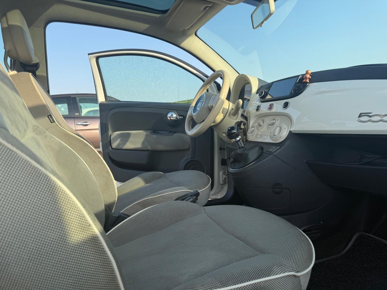 Fiat 500 1.2 Lounge 3.999€ PERMUTE