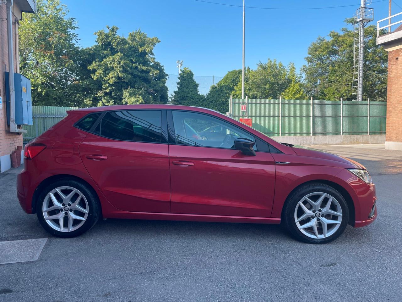 Seat Ibiza 1.6 TDI 95 CV FR -FULL OPTIONAL – CONDIZIONI MANIACALI