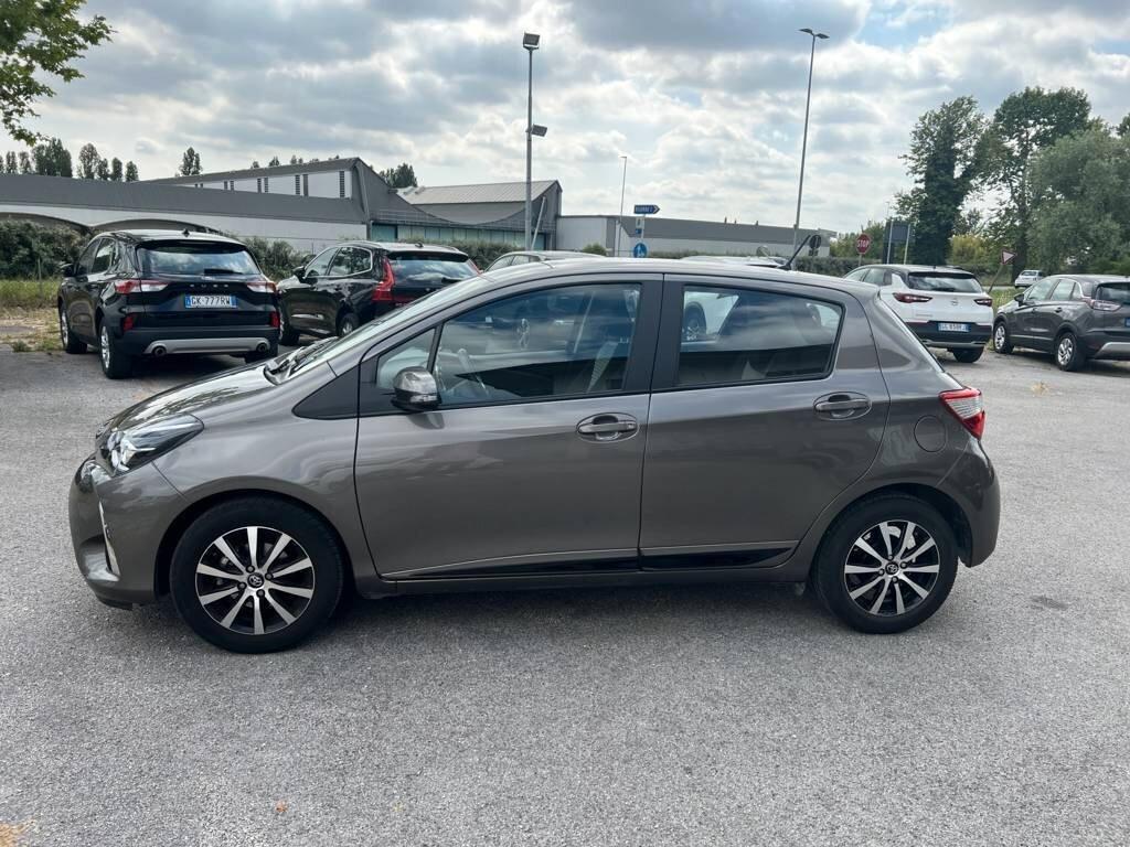 Toyota Yaris 1.0 5 porte Lounge
