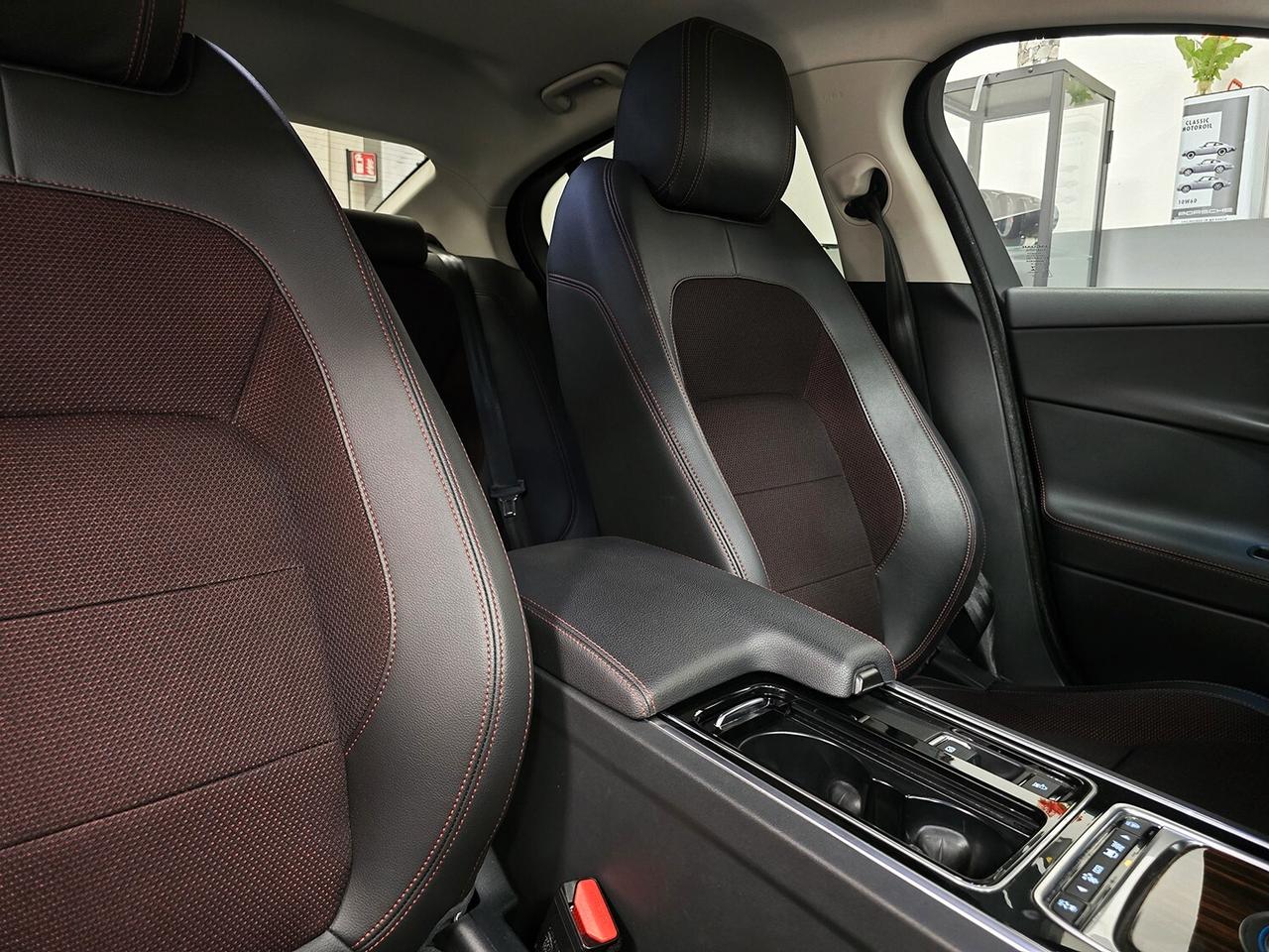 XE 2.0 R-Sport 240cv_TESSUTO TECNICO!! GAR 12 MESI