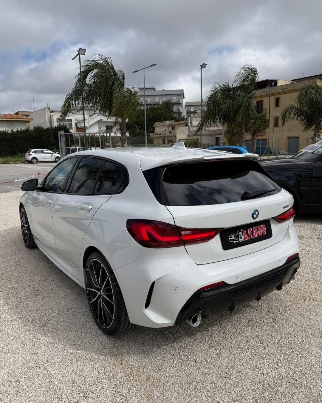 Bmw 118d 5p. Msport