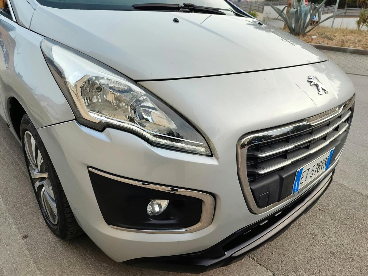 Peugeot 3008 1.6 HDi 115CV PRONTA CONSEGNA
