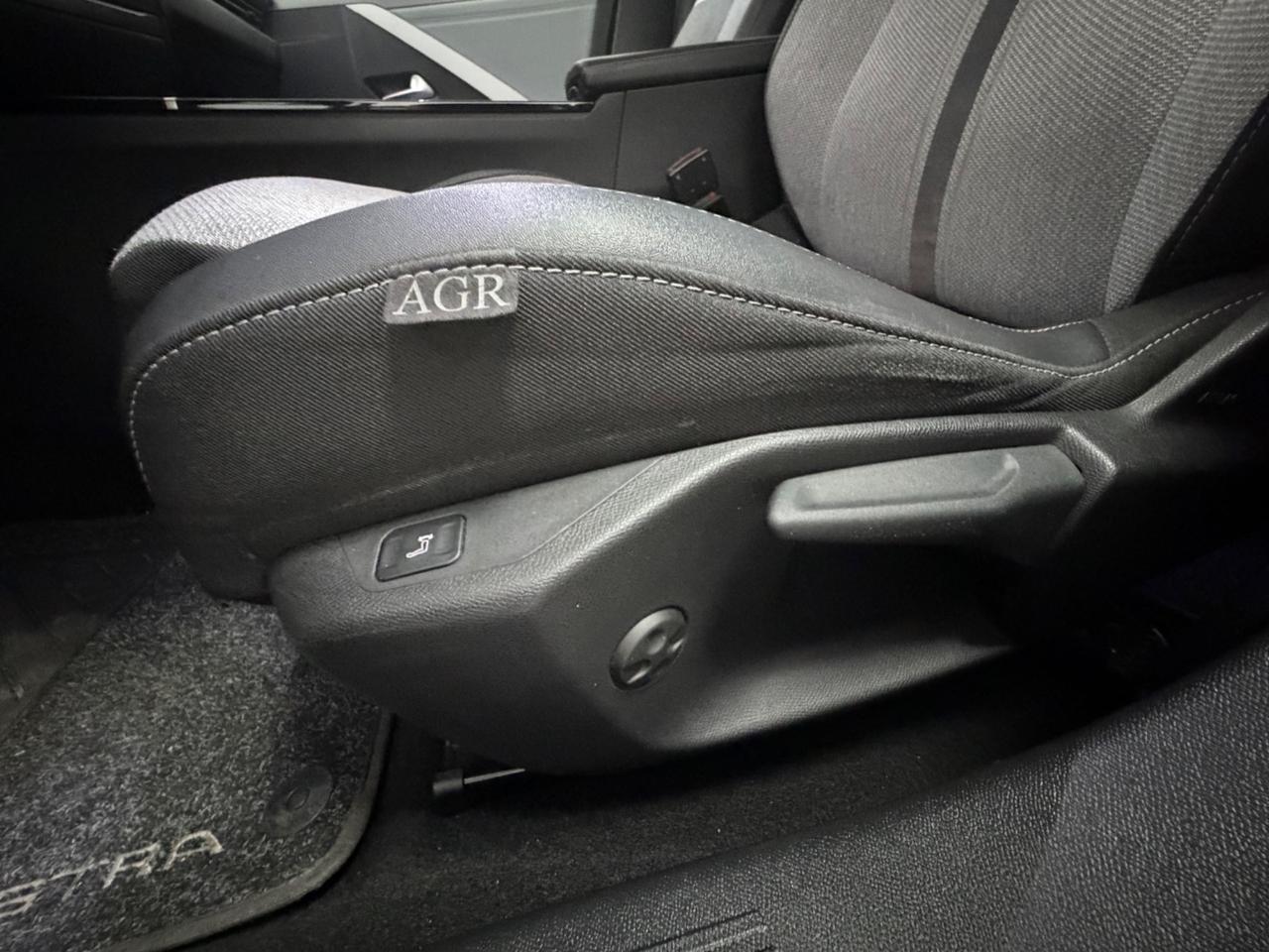 Opel Astra 1.5 Turbo Diesel 130 CV AT8 Business Elegance
