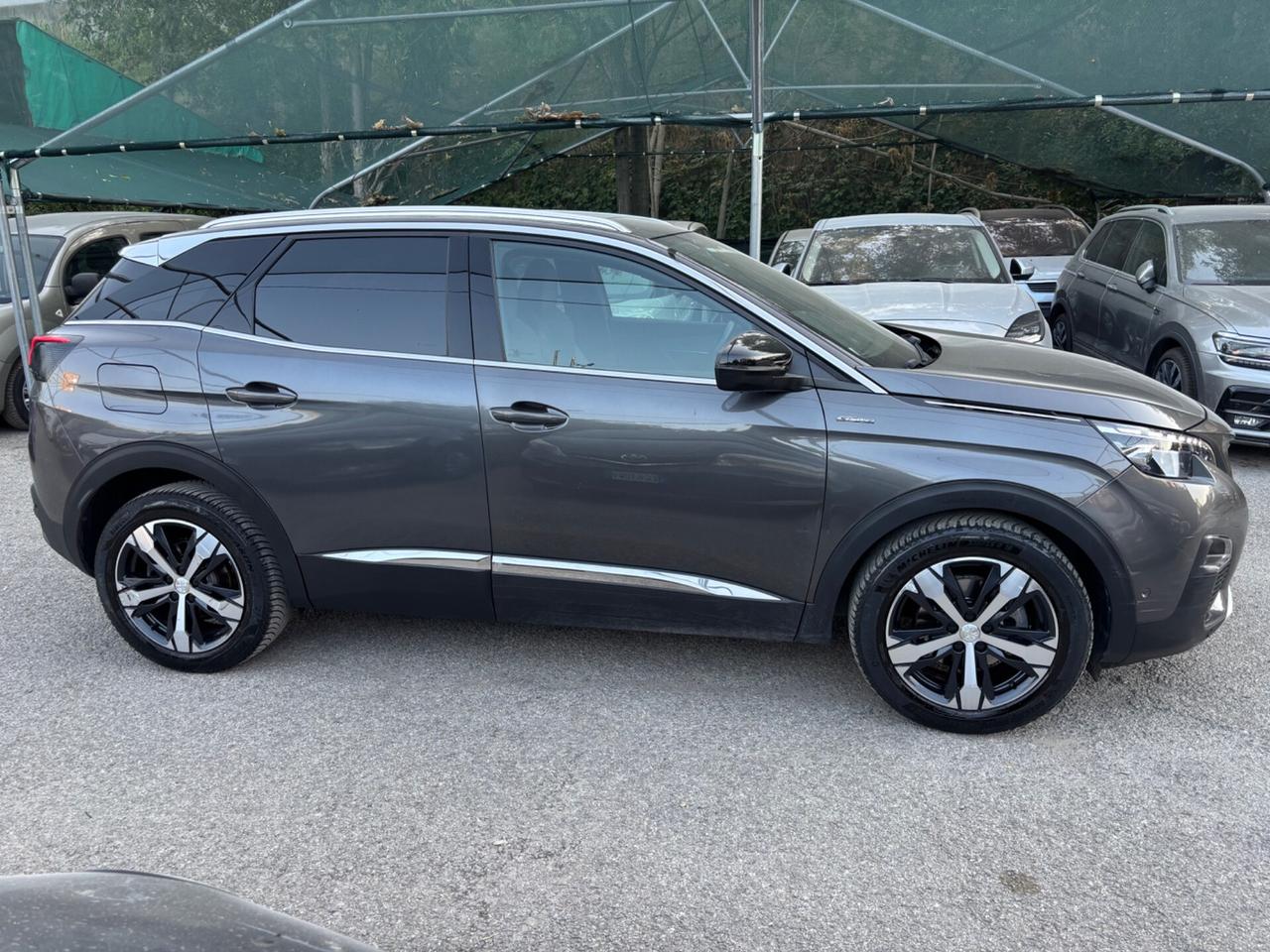 Peugeot 3008 hdi 130cv automatica GT Line