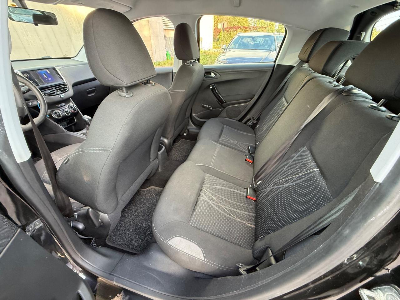Peugeot 208 1.2 VTi 82 CV 5 porte Access