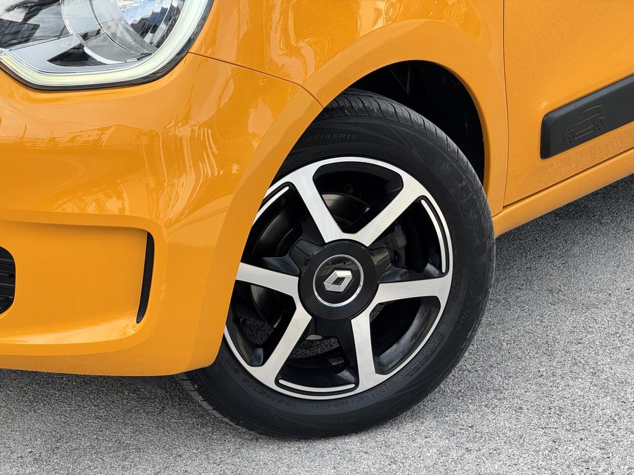 Renault Twingo 1.0 SCE Intens 73CV CAR PLAY
