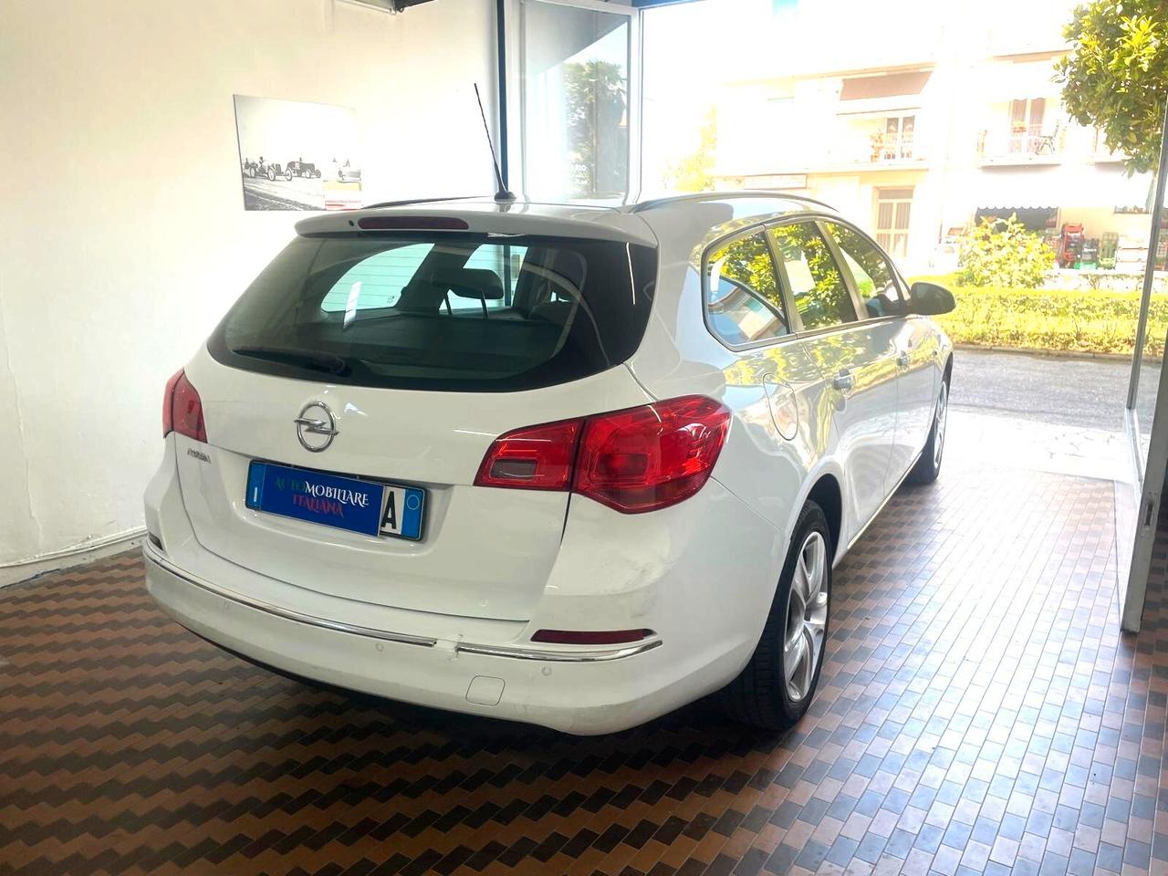 Opel Astra 1.4 Turbo 140CV 4 porte GPL Tech