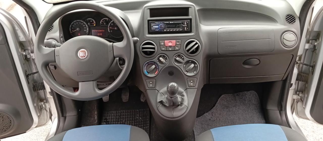Fiat Panda 1.2i GPL 60 CV Neopatentati