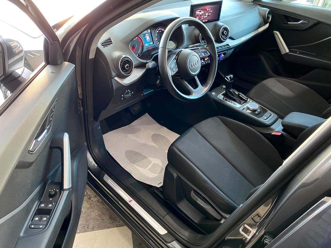 Audi Q2 35 TFSI S line S-Tronik-2021