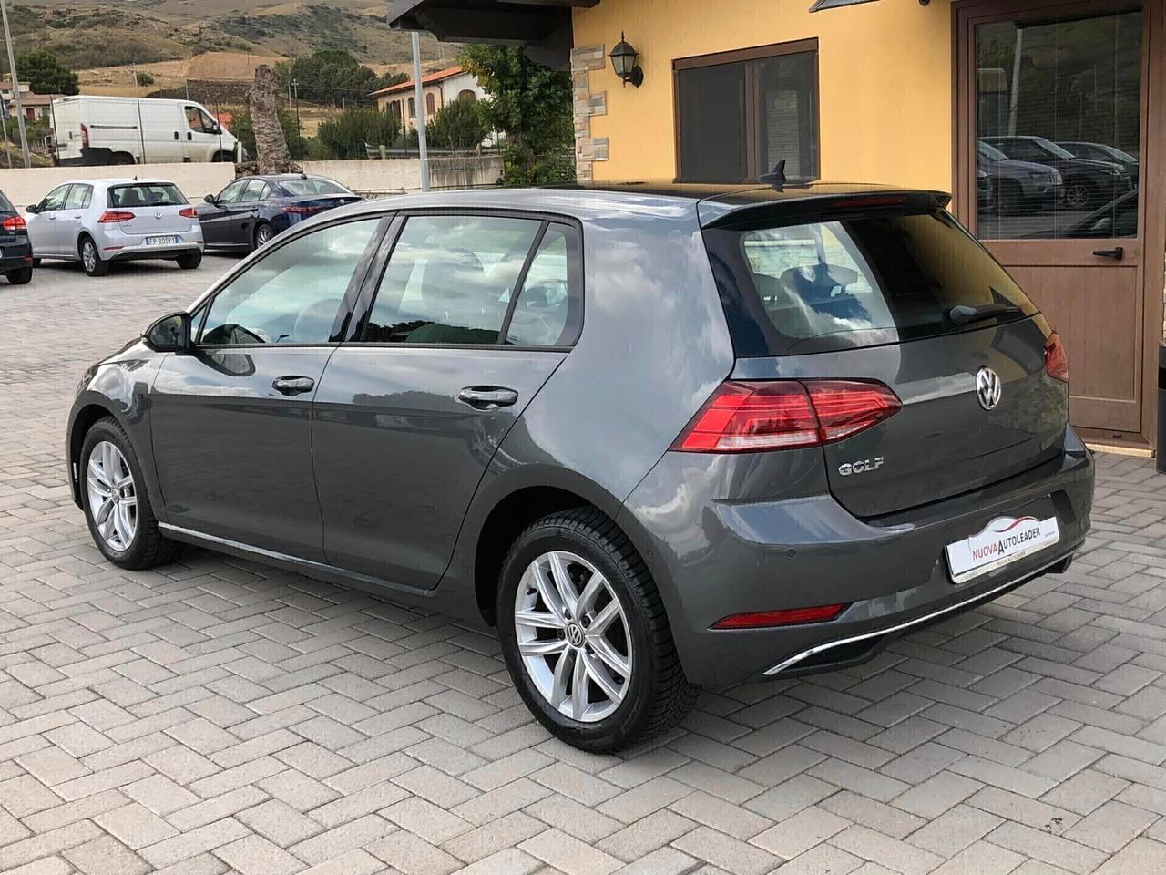 Volkswagen Golf 1.6 TDI 115CV DSG 2018 NAVI