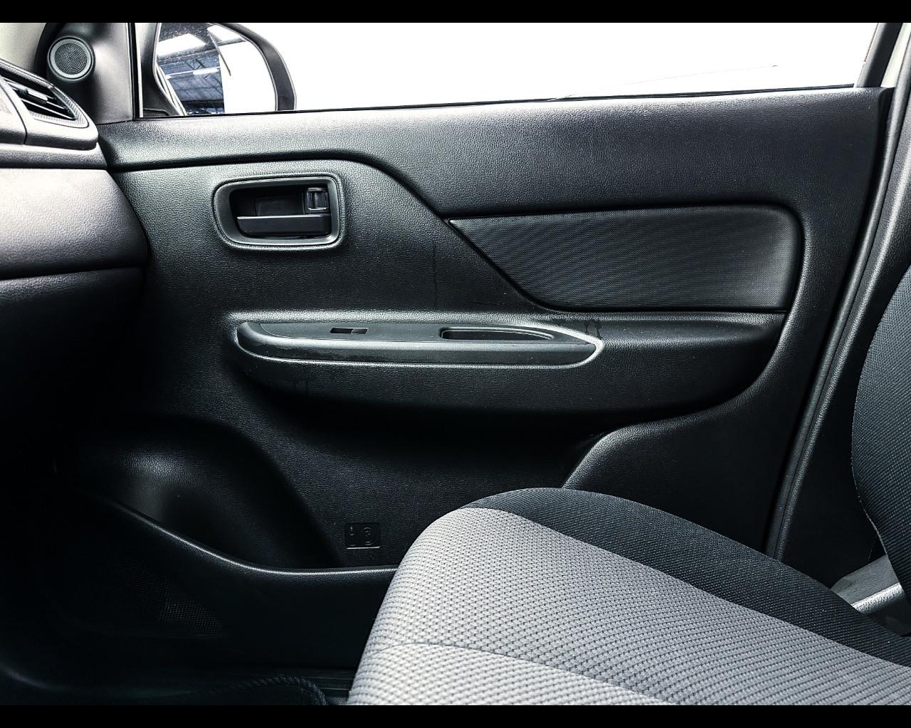 MITSUBISHI L200 2.3 D Club Cab 4x4 Easy Select Invite