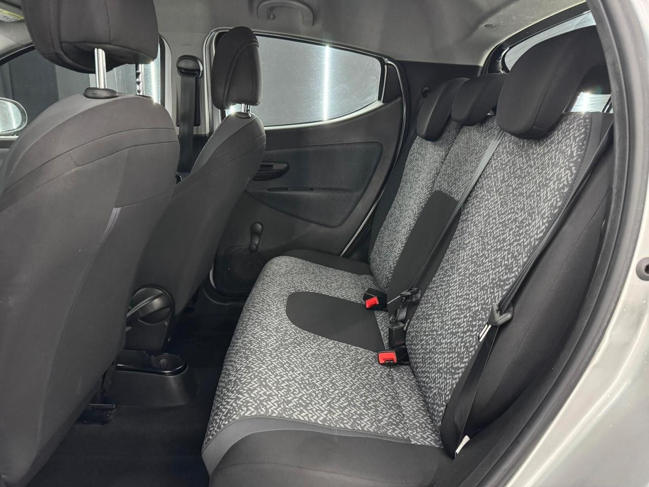 Lancia Ypsilon 1.2 69 CV 5 porte GPL Ecochic Gold