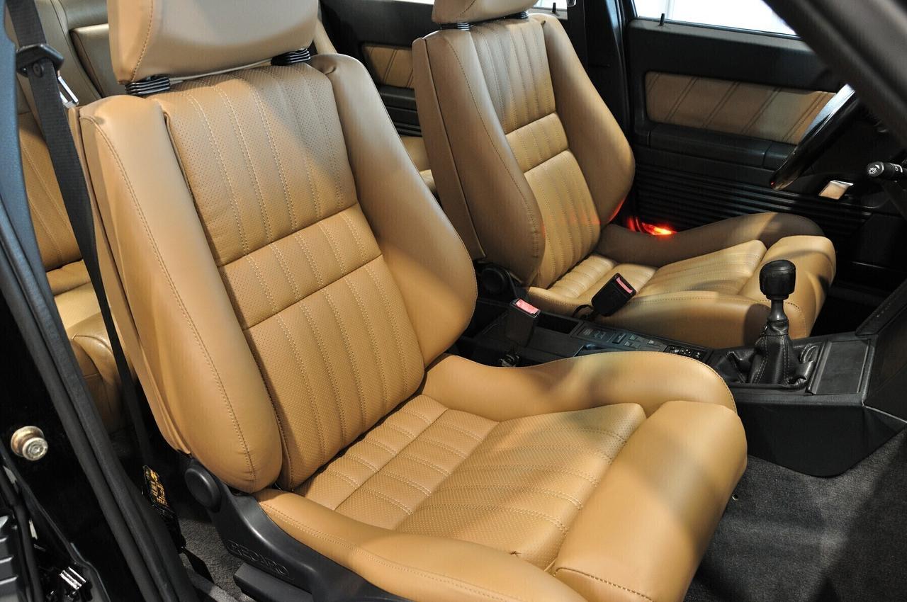 Alfa Romeo 164 3.0i V6 24V cat Q4 Recaro