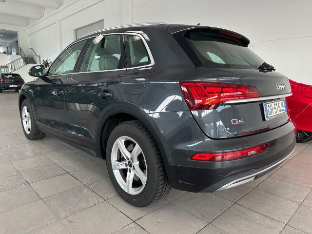 AUDI Q5 50 TFSI e quattro S tronic Business