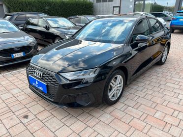 Audi A3 Sedan 30 TFSI S tronic Business Advanced