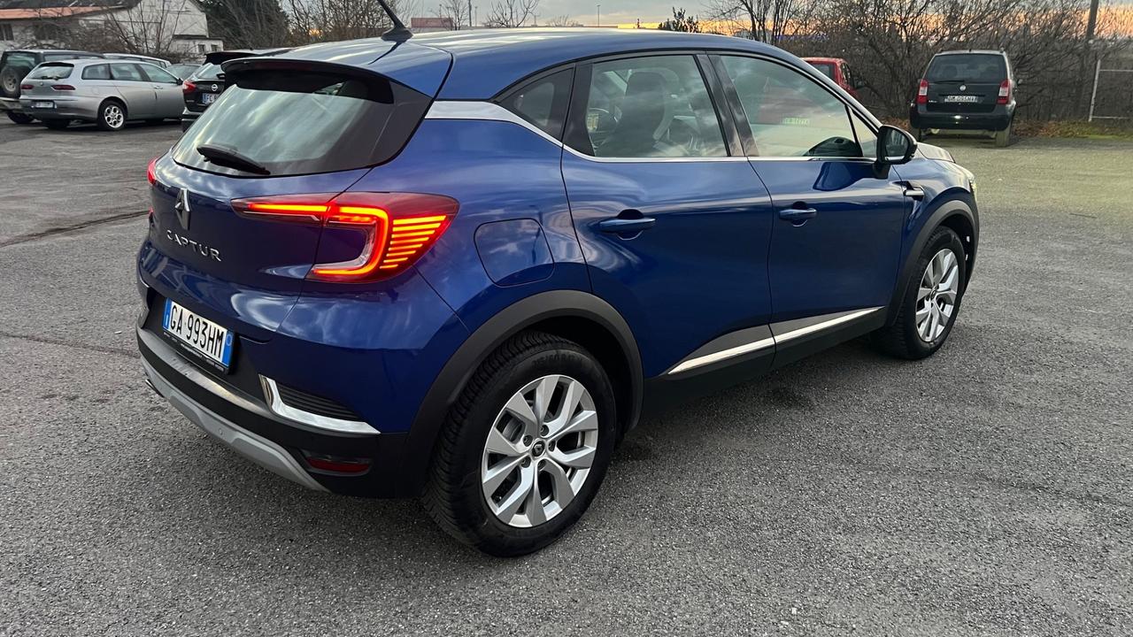 Renault Captur TCe 100 CV Intens