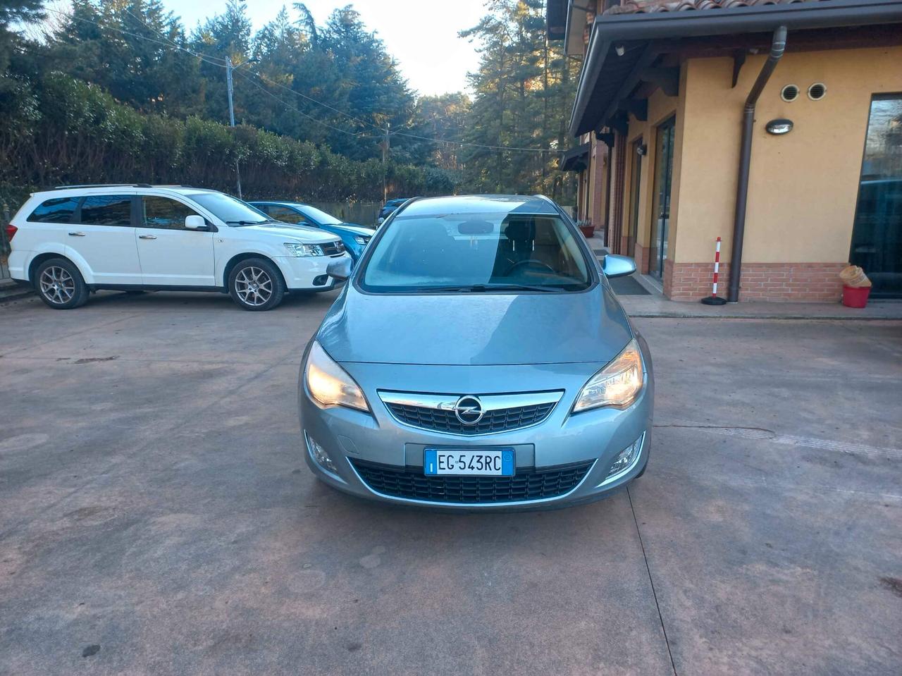 Opel Astra 1.7 CDTI 110CV 5 porte Cosmo