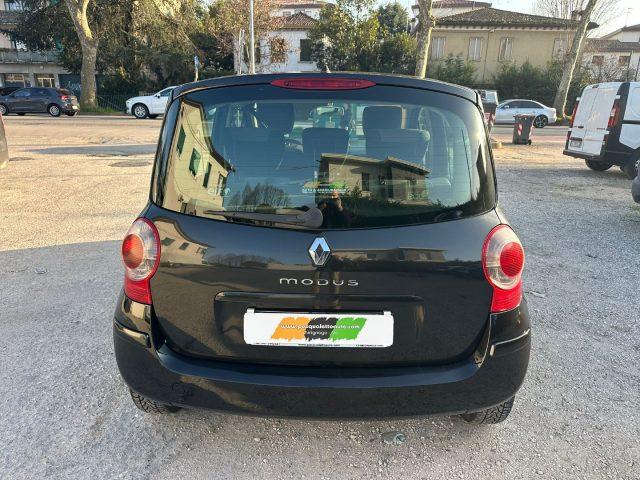 RENAULT Modus 1.2 16V Dynamique