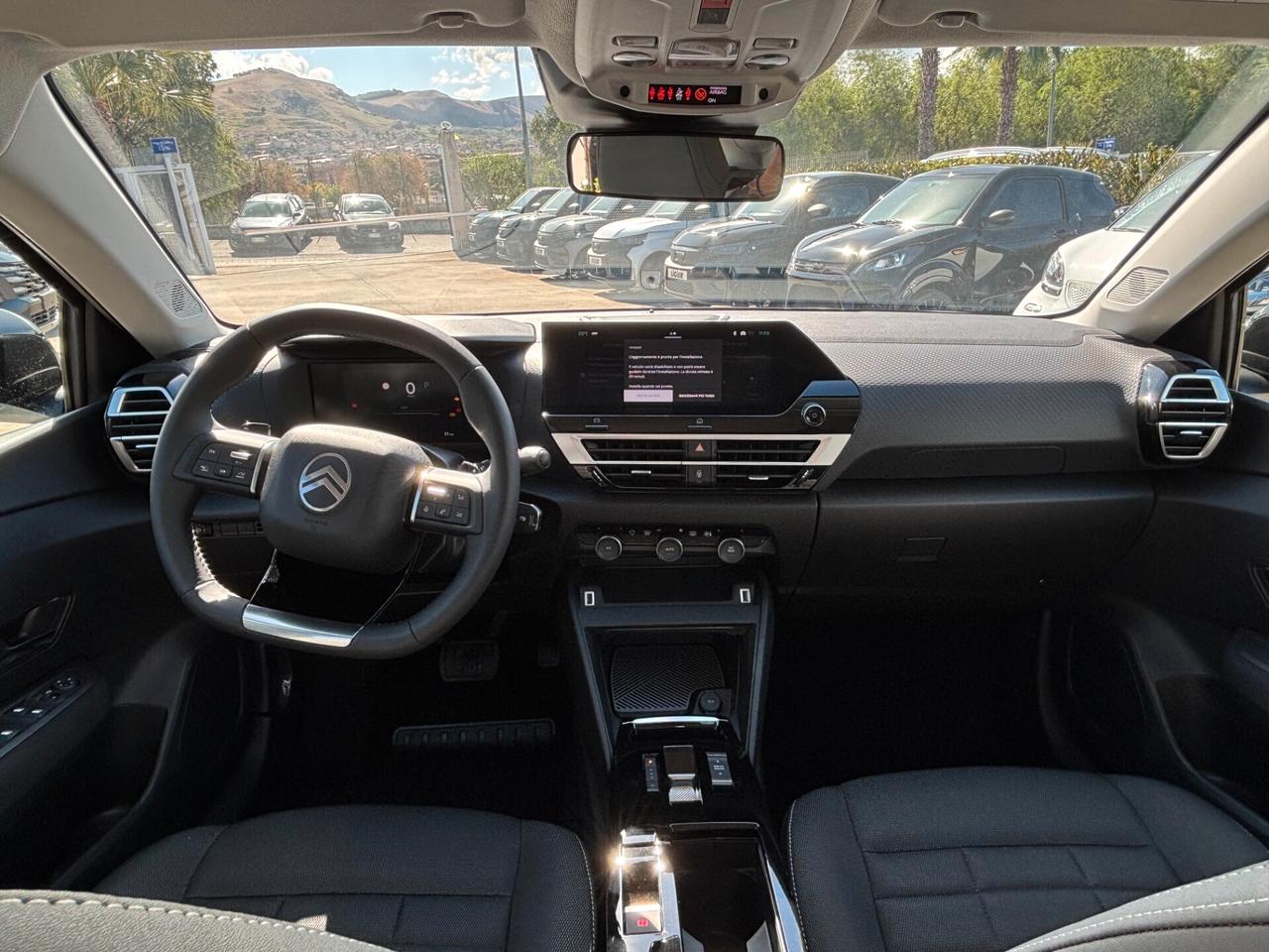 Citroen C4 Hybrid 136 e-DCS6 Business IVA esposta