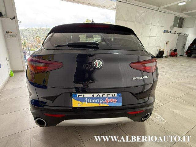 ALFA ROMEO Stelvio 2.2 Turbodiesel 180 CV AT8 Q4 Executive