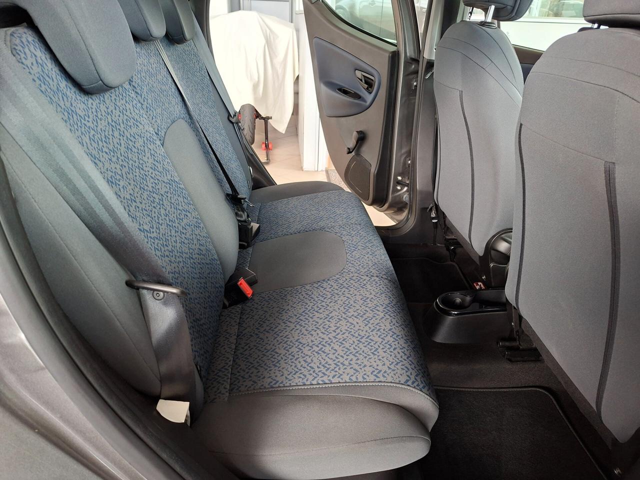 Lancia Ypsilon 1.0 FireFly 5 porte S&S Hybrid Gold