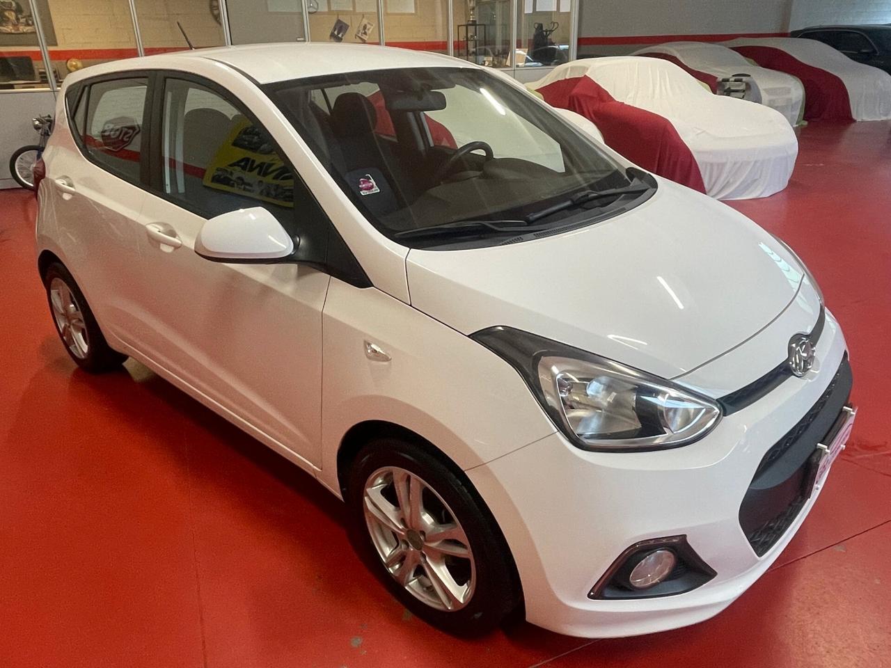 Hyundai i10 1.0 MPI Login NEOPATENTATI