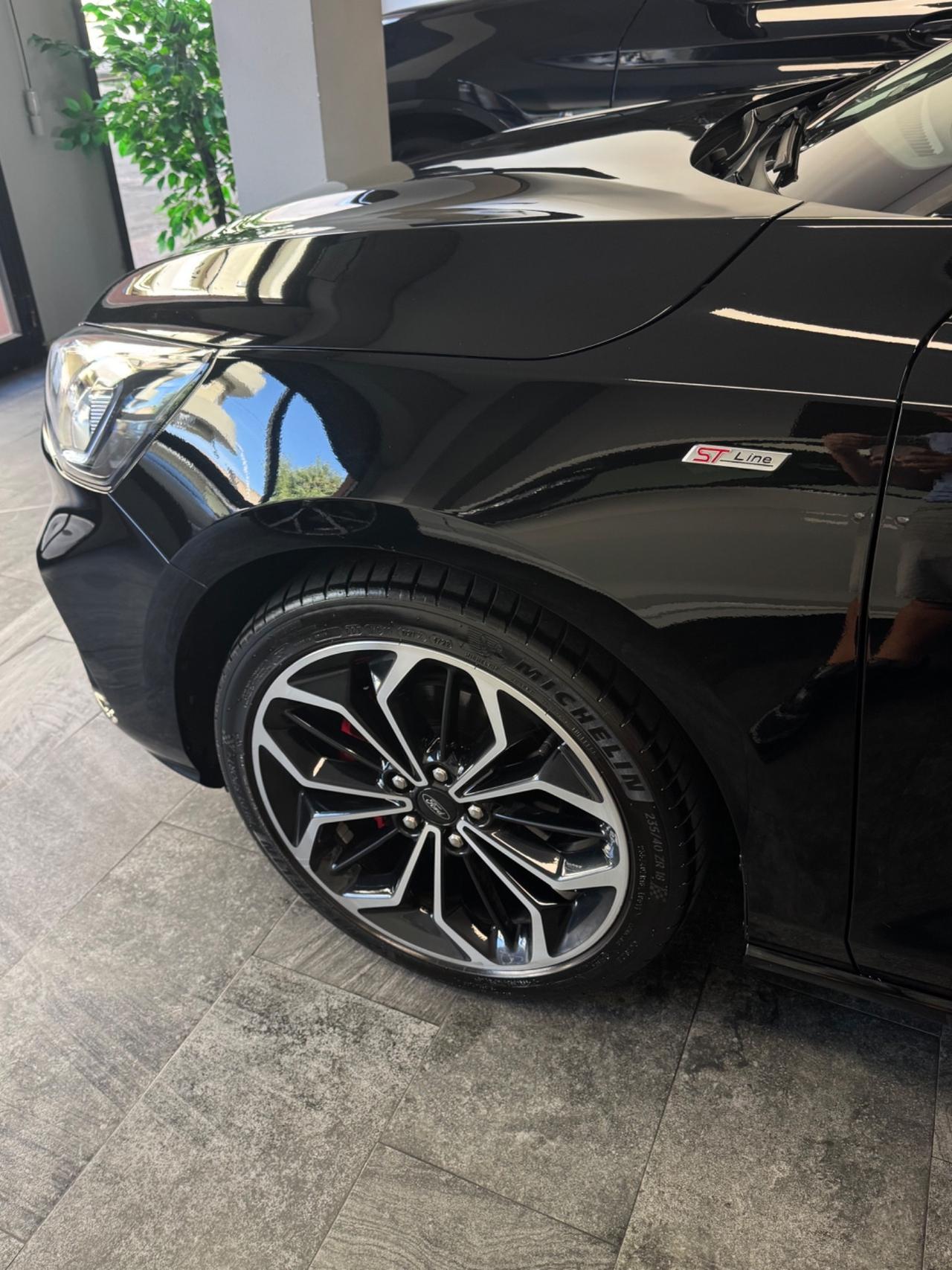 Ford Focus 1.0 Hybrid 155 CV ST-Line X Tetto Apribile